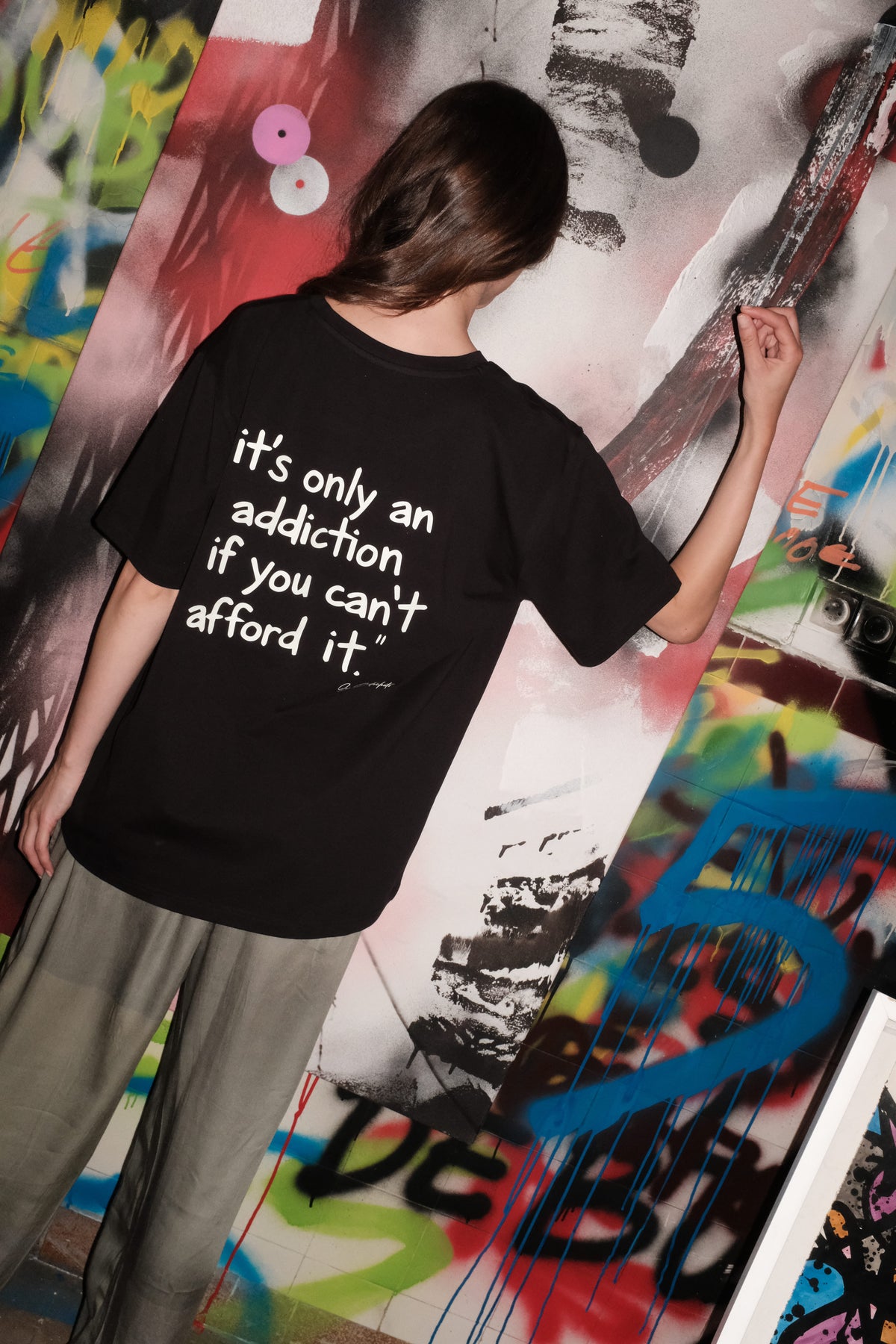 les aristochats Addiction t-shirt in black cotton, unisex, front